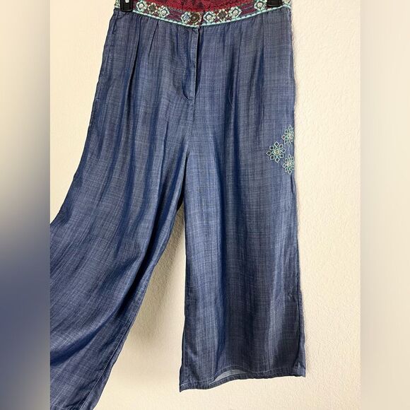 Desigual Embroidery/Sequences Wide Leg Cropped Pants - Picture 6 of 13